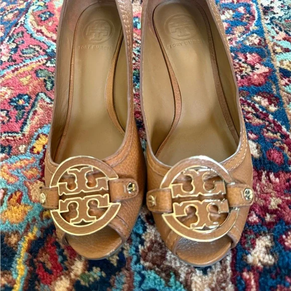 Tory Burch Tan Peep-Toe Heels - Picture 4 of 10